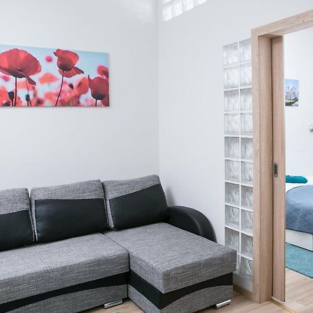 Forras Apartman เอ็กเกอร์ ภายนอก รูปภาพ